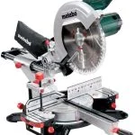 Metabo Kappsäge KGS 305 M (1600 W, Säge mit Zugfunktion, Max. Schnittbreite 90°/45°: 305 / 205 mm, Max. Schnitttiefe 90°/45° 105 / 67 mm, mit Tischverbreiterung + Sägeblatt) 619305000