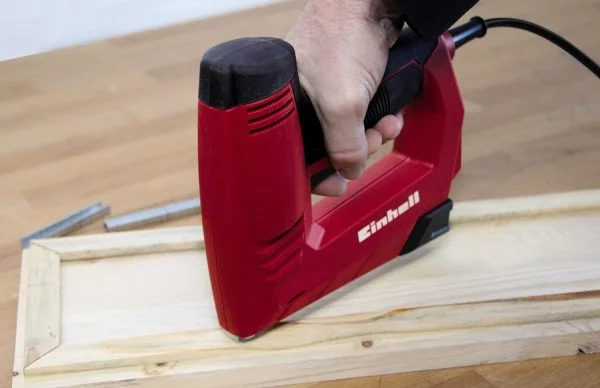 Einhell Elektrotacker TC-EN 20 E