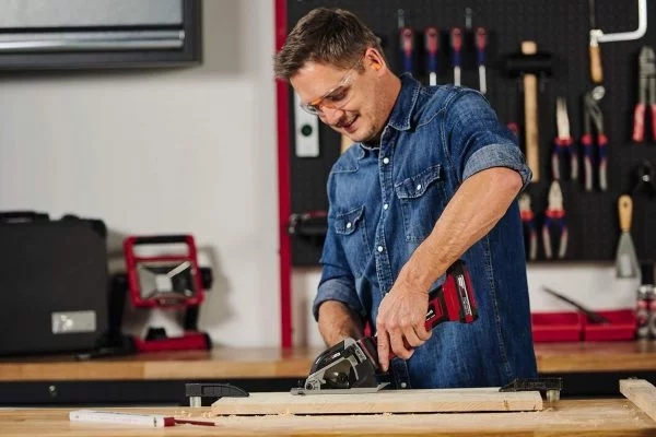 Einhell Akku-Mini-Handkreissäge TE-CS 18/89 Li - Solo Power X-Change