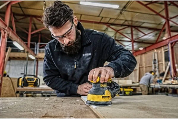 DeWalt Exzenterschleifer – 280W – 125mm DWE6423