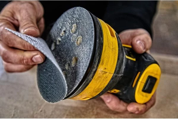 DeWalt Exzenterschleifer – 280W – 125mm DWE6423