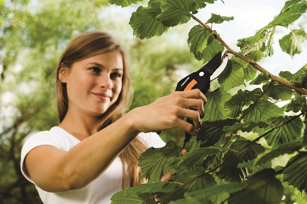 Fiskars Bypass-Gartenschere