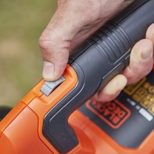 Black+Decker Laubsauger / Laubbläser mit Häcksler BCBLV3625L1