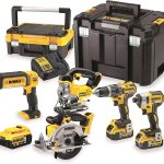 Dewalt 18 Volt Kombo-Pack DCK551P3T (mit 1x Schlagbohrschrauber DCD796, 1x Schlagschrauber DCF887, 1x Kreissäge DCS391, 1x Stichsäge DCS331, 1x Leuchte DCL050, 3x 18 V 5 Ah Akkus, Ladegerät, 2x Boxen)