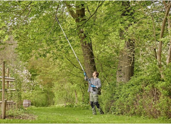 Gardena Akku-Teleskop-Baumschere HighCut 360/18V