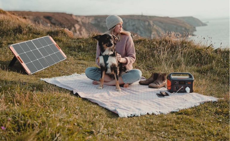 Solarpanel mit Powerstation – unsere Vorbereitung auf den nächsten Blackout