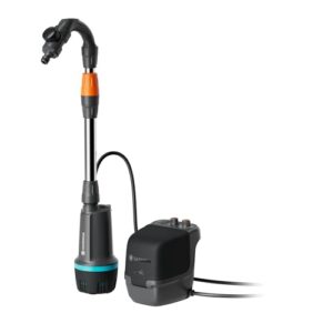 Gardena Akku-Regenfasspumpe 2400 ComfortAutomatic 18V P4A solo Pumpen: Automatik-Funktion, Bewässerungsplaner, Timer-Funktion, Stufenlose Druckeinstellung, Konstanter Druck (14605-55)