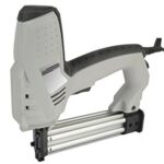 Brüder Mannesmann Elektro-Tacker, 50 W, stufenlos einstellbare Schlagkraft, als Tacker- und Nagelpistole für Heimwerker, Polster- und Holzarbeiten, inkl. 100 Klammern und 100 Nägel | M12420