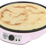 Bestron Crêpes Maker im Retro Design, für Crepes mit Ø 30 cm, inkl. Teigverteiler & Crêpes-Wender, mit Antihaftbeschichtung, 1000 Watt, Farbe: Pink