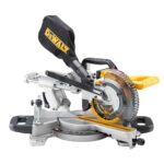 DEWALT 18 V Akku-Paneelsäge/Kapp-und Gehrungssäge (184 mm Sägeblattdurchmesser, 48° Neigungseinstellung, XPS-Schnittlinienanzeige, Lieferung ohne Akku und Ladegerät) DCS365N