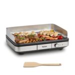 Tefal Maxi Plancha Elektro-Tischgrill CB690D, Extra groß, Antihaft Teppanyaki Platte, Leichte Reinigung, Innen und außen nutzbar, Inkl. abnehmbarem Windschutz + Spatel, 2300W, Schwarz/Silber