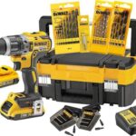 DEWALT XR Akku-Schlagbohrschrauber Set DCK796D2T – Schlagbohrmaschine mit 2-Gang-Vollmetallgetriebe & bürstenlosem Motor zum Schrauben, Bohren & Schlagbohren – 1 x Schlagbohrer Li-Ion 18 V + Zubehör