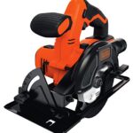 Black+Decker 18V Akku-Kreissäge/Handkreissäge, 140 mm-Durchmesser Sägeblatt, 43 mm Schnitttiefenbereich bei 90 Grad ohne Ladegerät, BDCCS18N