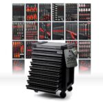 Mephisto ProLine 'Full Black' Werkstattwagen mit 9 Schubladen Davon 9 mit Werkzeug wie Schraubenschlüssel, Ratsche mit Nusskasten, Schraubendreher, VDE in Soft Inlays in Carbonoptik befüllt