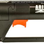 Original Aris Tapetenschere elektrisch – Grundset - Exakter Schnitt von nassen & trockenen Tapeten – Tapezierhilfe für Wand & Tisch – inkl. Klingen – Renovierungswerkzeug