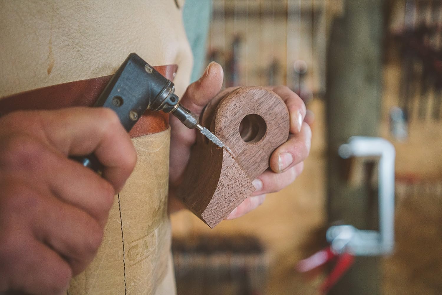 Kutzall Extrem Kegelfräser, 1⁄8" Schaft, sehr grob - Holzbearbeitungsaufsatz für Dremel, Foredom, Milwaukee. Schleifmittel Wolframkarbid, 1⁄8" (3,1mm) Durchmesser X 7⁄8" (22.2mm) Länge TX-18-EC – Bild 5