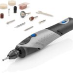 Dremel 2050 Stylo+ Multifunktionswerkzeug 9W Set (mit 15 Zubehören, Variable Drehzahleinstellung bis 22.000 1/min für Gravieren und Kreative Aufgaben mit Glas, Holz, Leder, Stein) mit Kartonverpackung