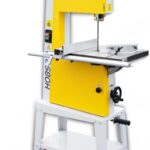 BAMATO Holzbandsäge HOBS 3.0 | 400V | inkl. Anschlagset | 3-Rollen Präzisionsführung | stabiler Längsanschlag mit Lupe | mit Fahrwerk und ausziehbarem Transportgriff