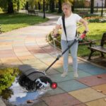 Kehrmaschine, 1600 W 6 Gänge Elektrisch Motorbesen aus Aluminium, 2-in-1 Schneefräsen mit Gebläse & Hilfsräder, 7000–9000 U/min Schneeschieber Kehrbesen Schneefräse Leise Kehrer mit Tragegurt, Rot