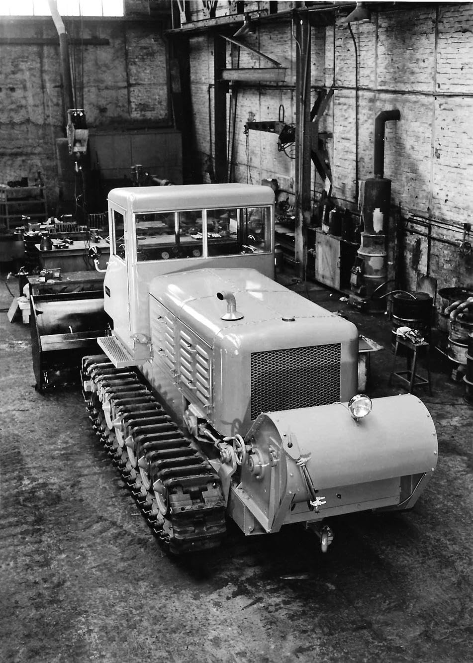 Jahrbuch Baumaschinen 2025 – Bild 2