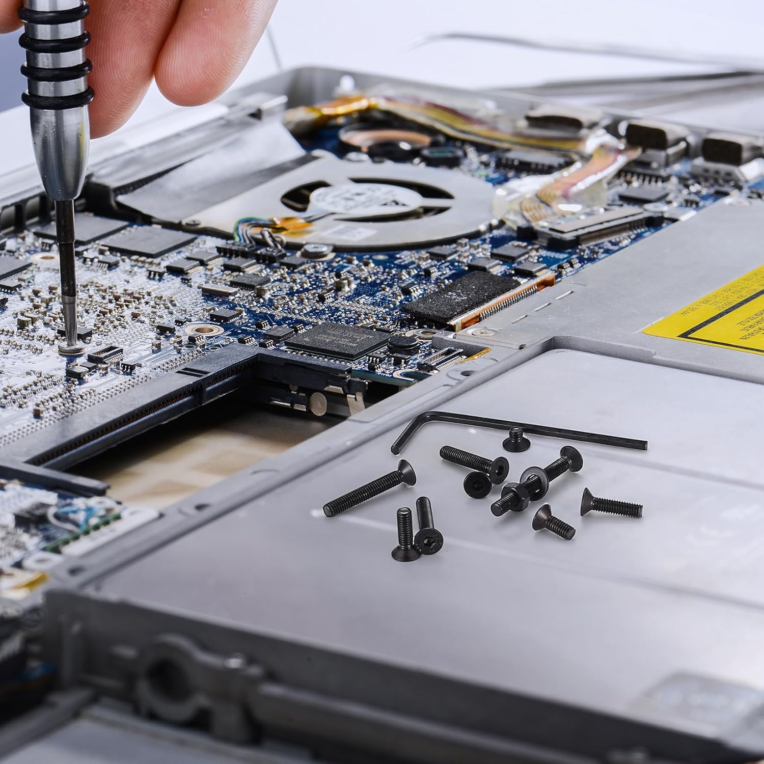 1051 Stück M3 Schrauben Set, M3 Senkkopfschrauben Set, Flachkopf Innensechskantschrauben Muttern Set, Maschinenschrauben mit Muttern und Unterlegscheiben Set Schwarz, Gewindeschrauben und Muttern Set – Bild 4