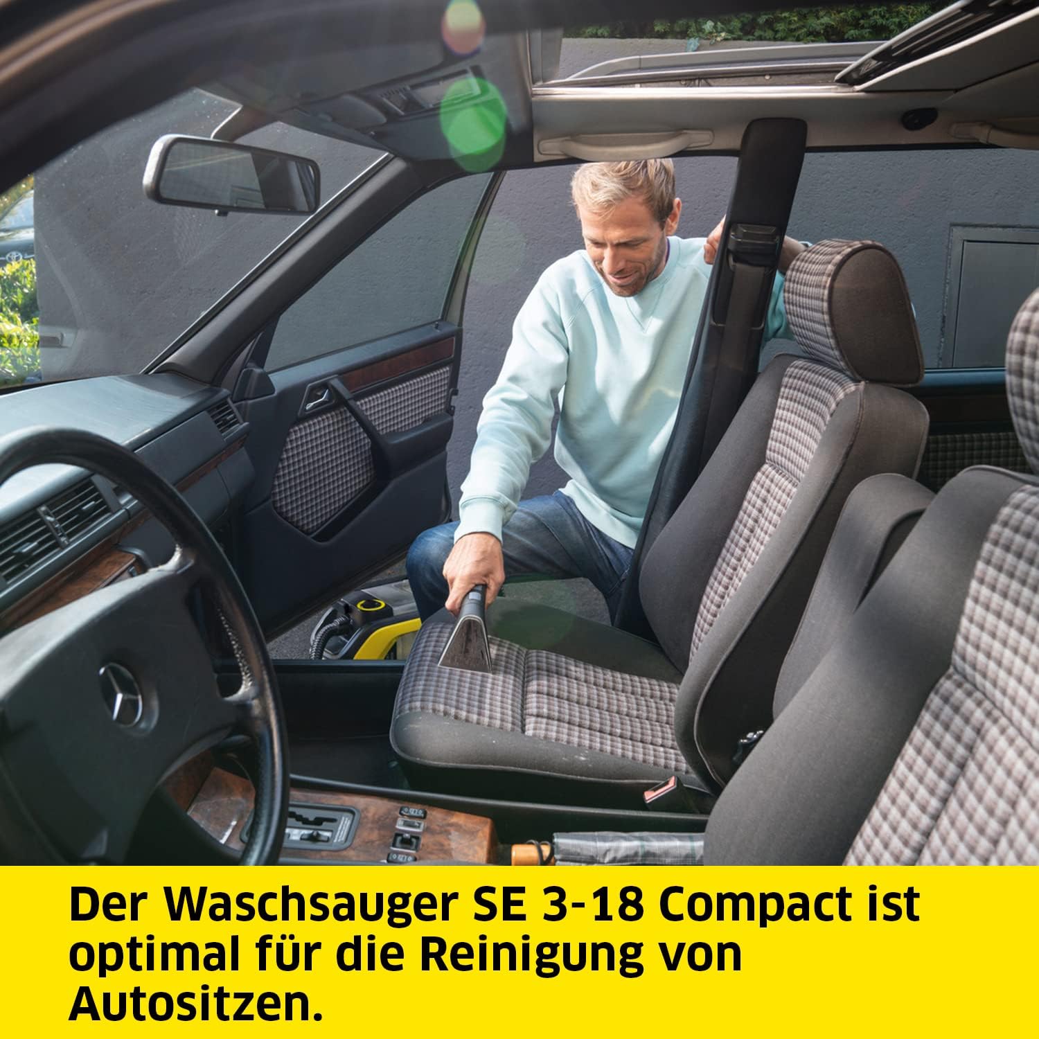 Karcher Akku-Waschsauger SE 3-18 Compact, kompaktes und tragbares Sprühextraktionsgerät zur Reinigung textiler Oberflächen, ohne Akku und Ladegerät – Bild 3