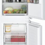 Siemens KI85NNFE0 iQ100 Einbau-Kühl-Gefrier-Kombination, 177,2 x 54,1 cm, 150 L Kühlen & 99 L Gefrieren, noFrost, autoAirflow - gleichmäßige Kühlung auf allen Ebenen, LED-Licht