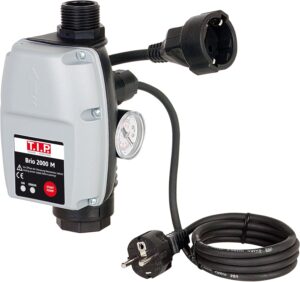 T.I.P. Elektronische Pumpensteuerung BRIO 2000 M, Plug and Play für Tauchdruck-, Tiefbrunnen-, Zisternen- und Gartenpumpen 1,5–3,5 bar, Automatisch, Trockenlaufschutz, Einfache Installation