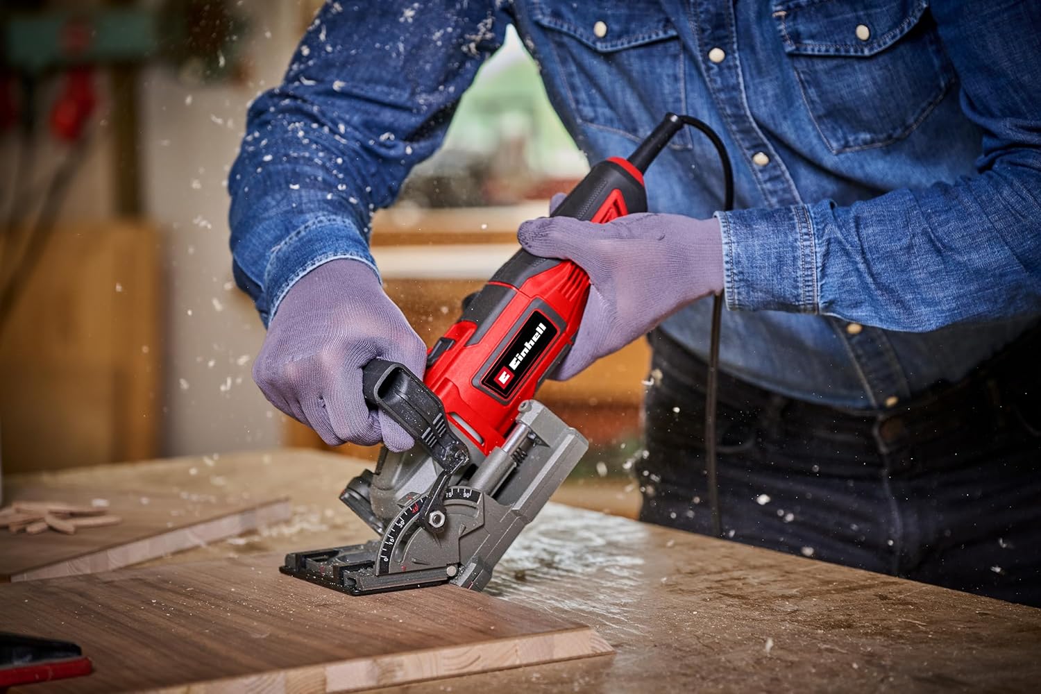 Einhell Flachdübelfräse TE-BJ 900 (900 W, 20 mm Frästiefe, stufenlose Winkel-/Höheneinstellung, 6-stufige Tiefenverstellung, Staubfangsack, inkl. 100 mm Fräsblatt) – Bild 2