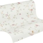 A.S. Création Maison Charme Vliestapete mit floralem Muster Blümchen 0,53 x 10,05 m – Creme, Grün, Bunt – Blumentapete Made in Germany – 937701