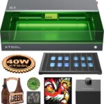 xTool S1 40W Laser Graviermaschine und Cutter Vormontiert mit Air Assist und Wabenplatte,Autofokus, 600mm/s Geschwindigkeit, 498 * 319mm Arbeitsbereich für Batch-Prozess für Holz, Metall,Acryl..