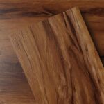 Vinyl Bodenbelag Lino Bodenbelag Selbstklebende Boden Peel und Stick Bodenfliesen 2.0mm dick wasserdicht für Wohnzimmer Schlafzimmer Badezimmer Küche(5.02㎡,Warmes Braun)