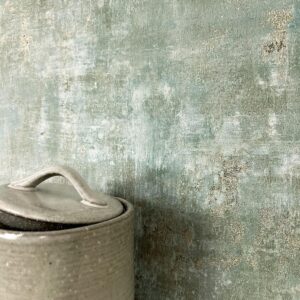 Newroom Tapete Grün Vlies Betonoptik - Industrial Putzstruktur Metallic Glanz für Wohnzimmer Schlafzimmer