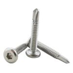 Fajoeda 40 Stück Flachkopf Innensechskantschrauben Bohrschrauben,410 Edelstahl 5.5 X 32mm Selbstschneidende Schraube(16mm bis 38mm verfügbar,Silber)