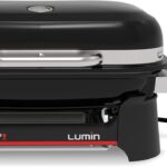 Weber Lumin Compact Tragbarer Kompakter Elektrogrill, Bis zu 315 °C, mit Deckelthermometer, Porzellanemaillierte Gusseisenroste, 43 x 32 cm Grillfläche, Schwarz (1502044)