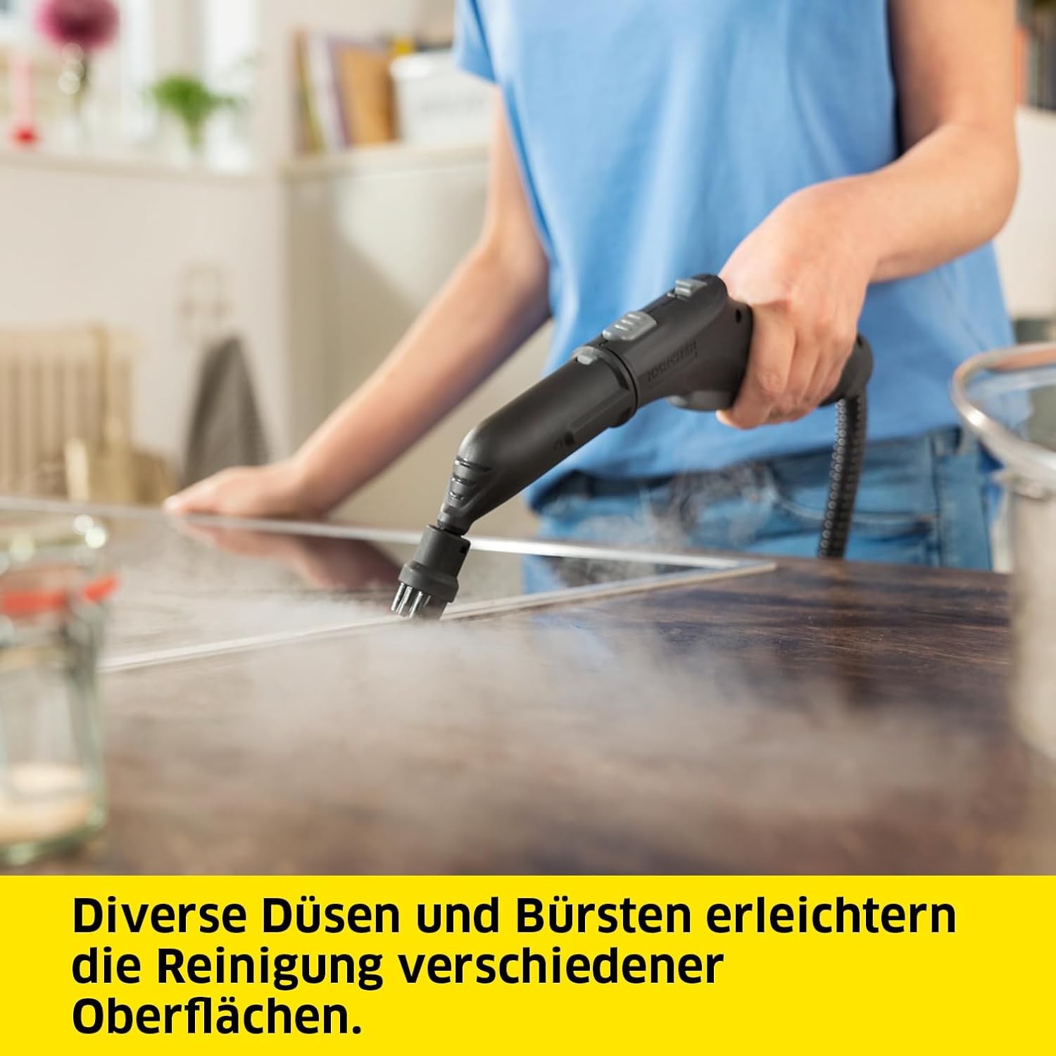 Kärcher Dampfreiniger SC 3 Deluxe, Dampfdruck: 3,5 bar, Aufheizzeit: 30 s, Leistung: 1.900 W, Flächenleistung: 75 m², Tank: 1 l, mit Bodenreinigungsset, Mikrofaser-Bezug, Düsen und Rundbürste, Weiß 4 Kärcher Dampfreiniger SC 3 Deluxe, Dampfdruck: 3,5 bar, Aufheizzeit: 30 s, Leistung: 1.900 W, Flächenleistung: 75 m², Tank: 1 l, mit Bodenreinigungsset, Mikrofaser-Bezug, Düsen und Rundbürste, Weiß – Bild 4