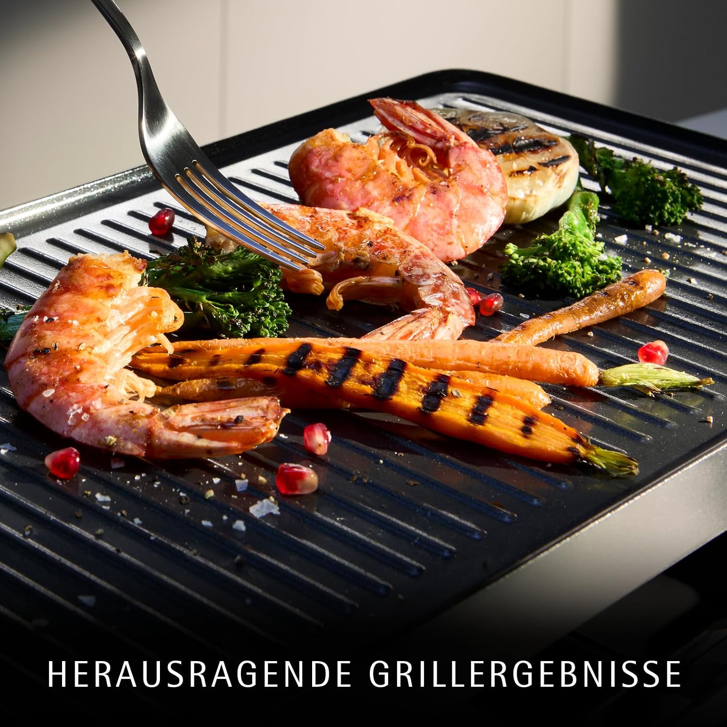 WMF Lono Selection Raclette Grill 8 Personen – Hochwertiger Cromargan Edelstahl, 1500W Leistung, keramikbeschichtete Grillplatte, 8 Pfännchen und Spatel, Temperaturregelung und Ablage 3 WMF Lono Selection Raclette Grill 8 Personen – Hochwertiger Cromargan Edelstahl, 1500W Leistung, keramikbeschichtete Grillplatte, 8 Pfännchen und Spatel, Temperaturregelung und Ablage – Bild 3